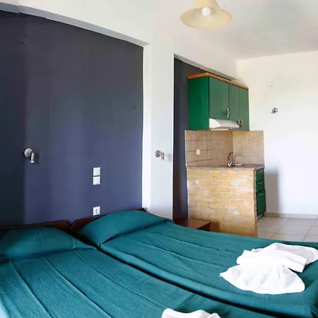 Habitat Corfu بيت شباب *