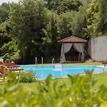 Habitat Corfu Ostello *