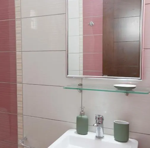 Vandrarhem Habitat Corfu Dassia (Corfu)