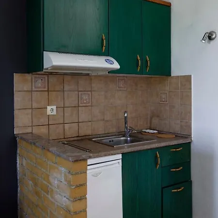 Habitat Corfu ホステル